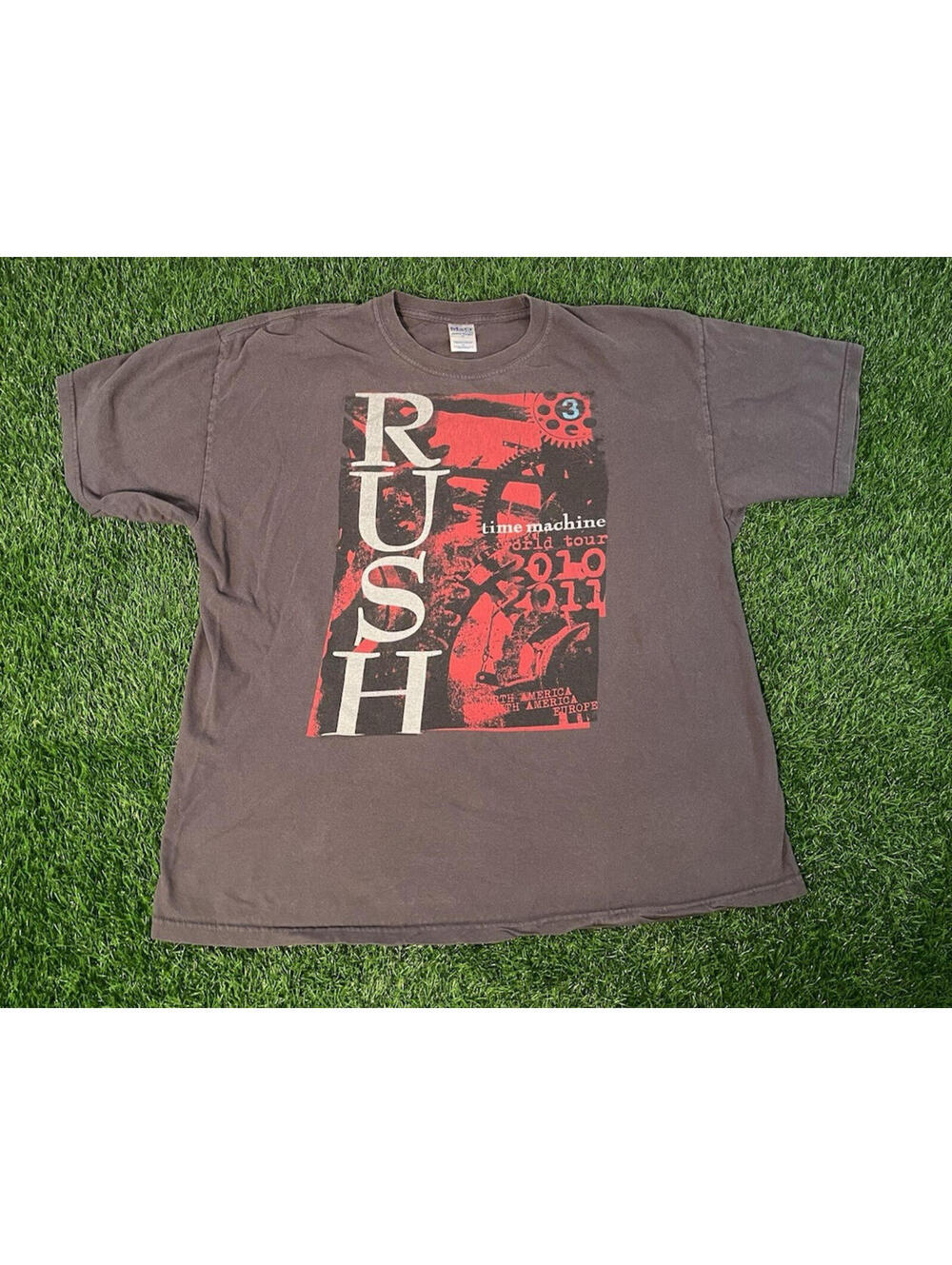 Vintage Style Grunge 2010-2011 Rush Rock COncert Tourt T-Shirt Mens Size XL